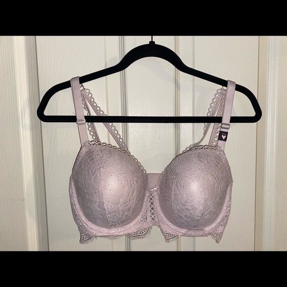 Other - Victoria Secret bra size 34DDD new with tags